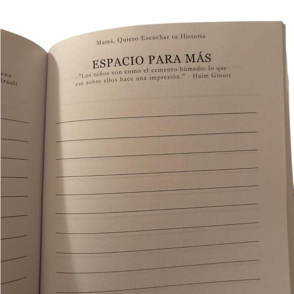 "Mama, Yo Quiero Escuchar Tu Historia" Floral Family Keepsake Journal - Picture 7 of 7